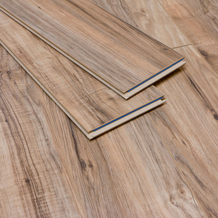 Caja de piso laminado tipo madera