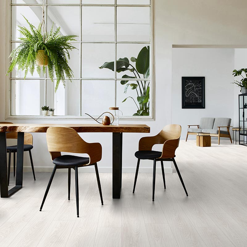 Piso Laminado Ivory White / 7 mm / Caja (2.669 m2)