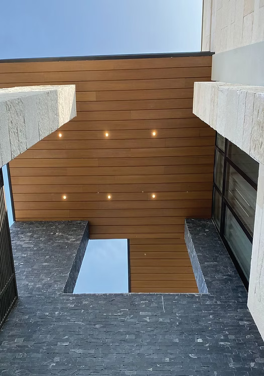 Teka Wall Cladding para Exterior / 2 pzas. (2.2 m x 15.1 cm)