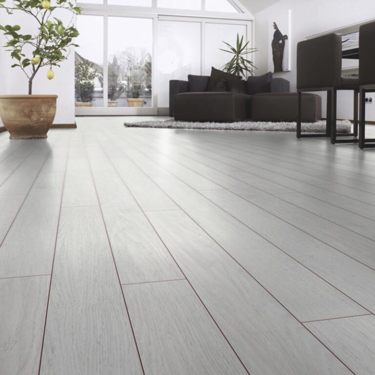 Piso Laminado Ivory White / 7 mm / Caja (2.669 m2)