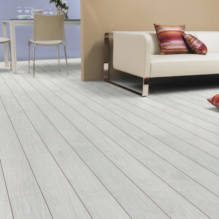 Piso Laminado Ivory White / 7 mm / Caja (2.669 m2)