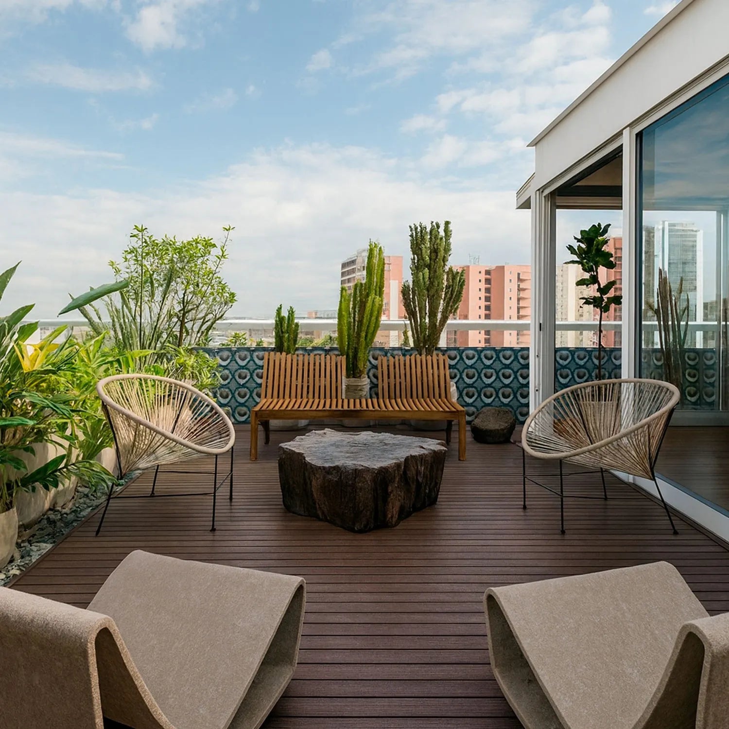 Deck Sintético Residencial / Teak / Caja (1.276 m2)